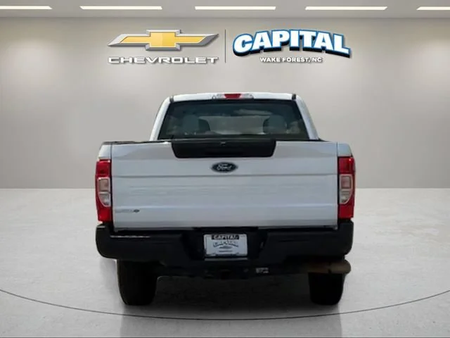 Used 2020 White Ford XL image 5