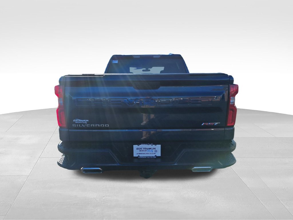 Used 2019 Blue Chevrolet RST image 4