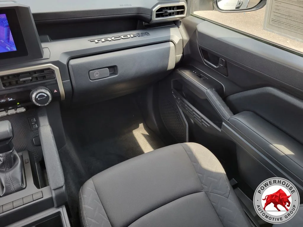Used 2024 White Toyota SR image 21