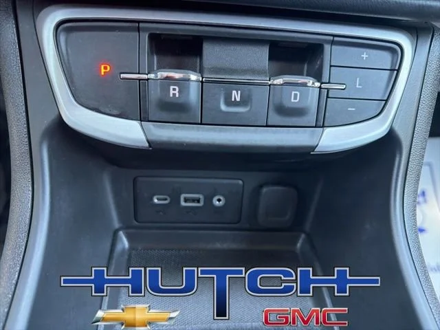 Used 2024 Summit White GMC SLE image 34