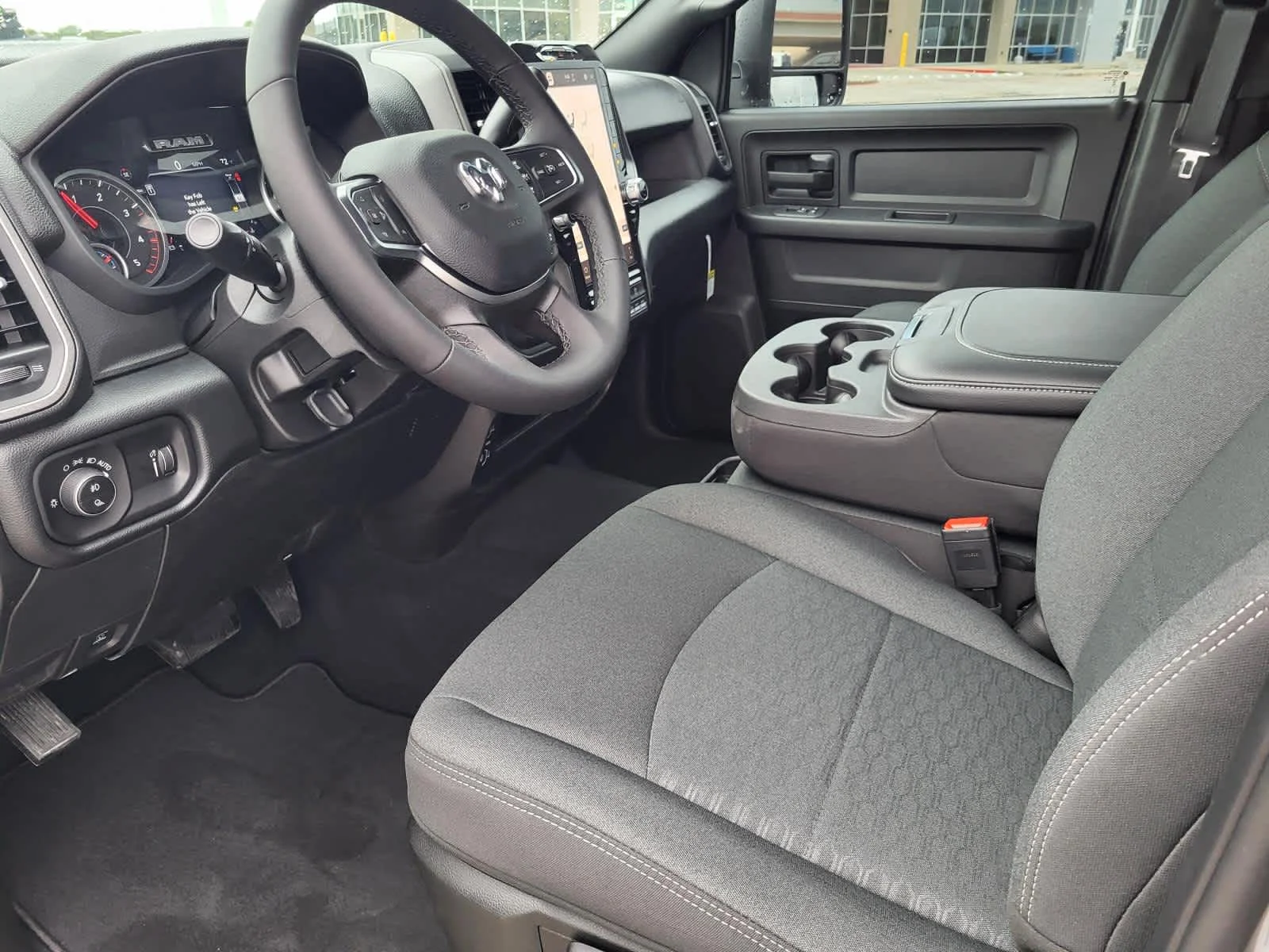 2026 RAM 2500 Tradesman/Black Express - Photo 14