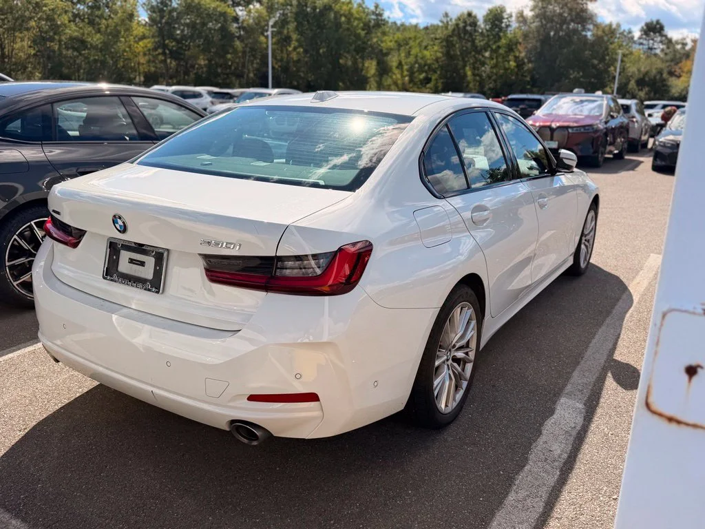 Used 2023 Alpine White BMW 330i xDrive image 4