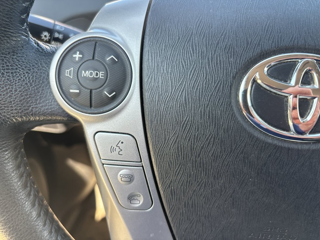 Used 2013 Sea Glass Pearl Toyota Four image 11
