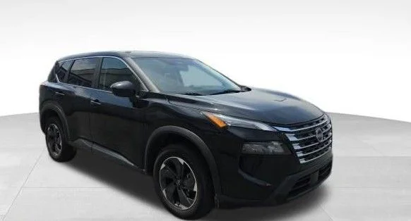 Used 2025 Black Nissan SV image 4