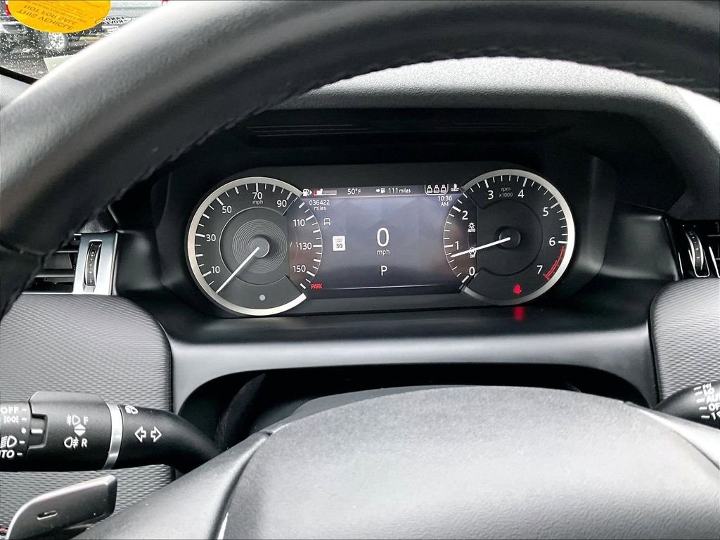 Used 2023 Red Land Rover SE R-Dynamic image 25