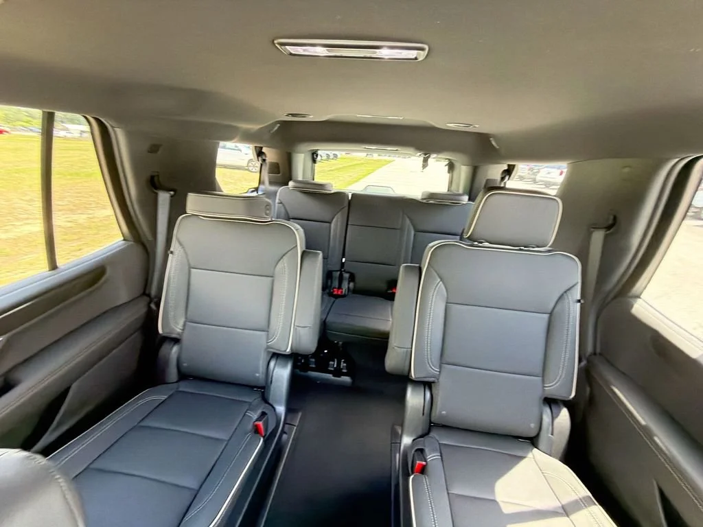New 2026 Sterling Metallic GMC Elevation image 15