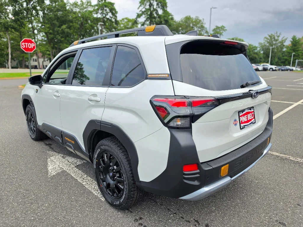 New 2026 CRYSTAL WHITE PEARL Subaru Wilderness image 10