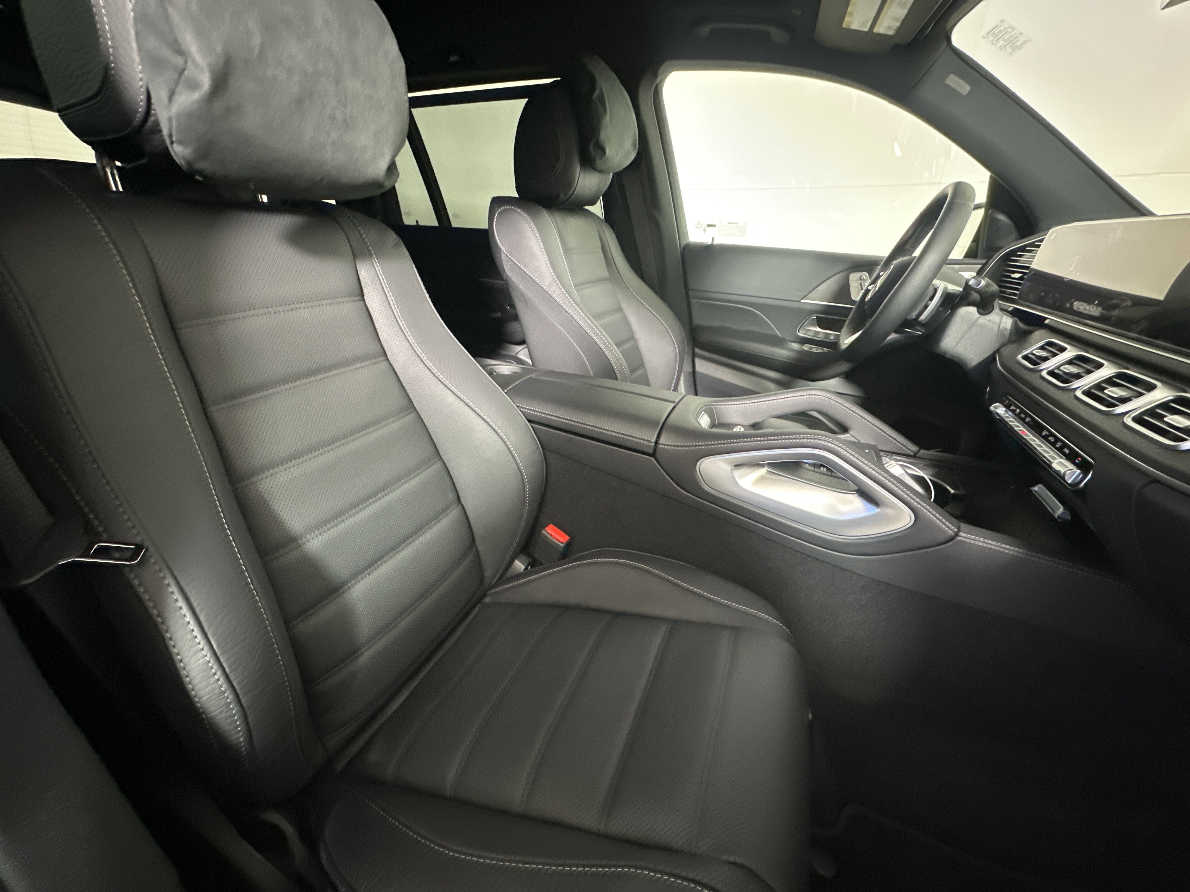 New 2026 Obsidian Black Metallic Mercedes-Benz GLS 450 image 27