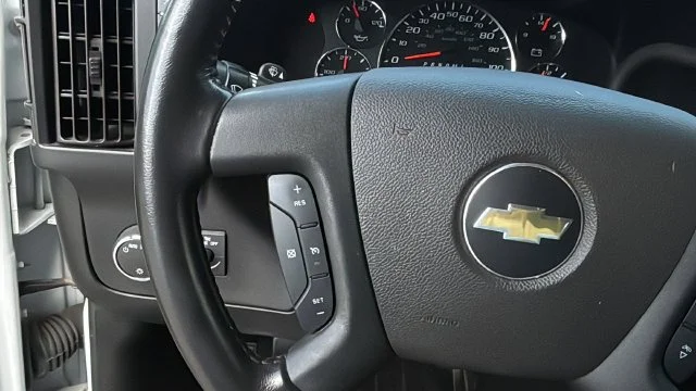 Used 2022 Summit White Chevrolet WT image 24