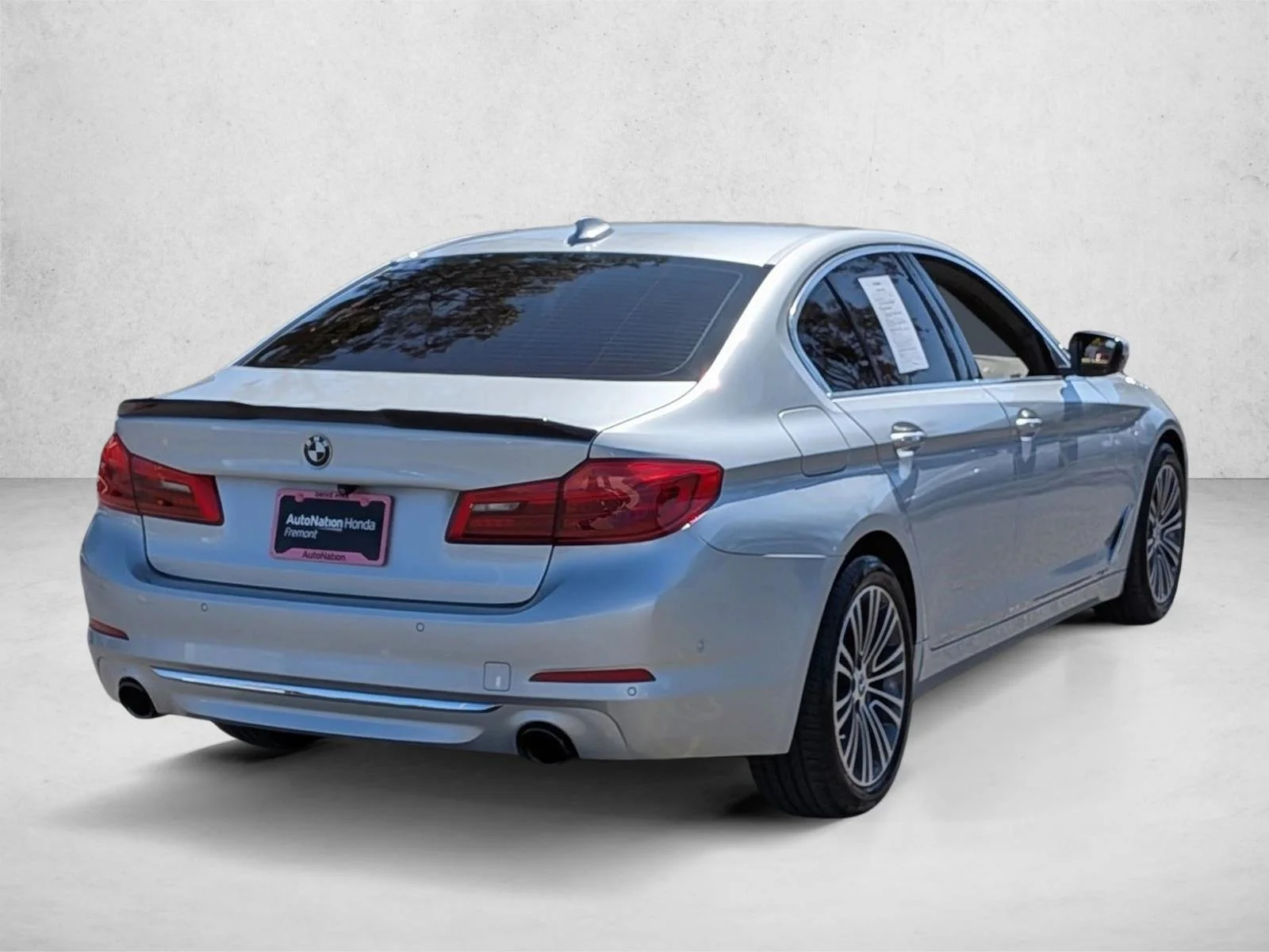 Used 2018 Glacier Silver Metallic BMW 530i image 5