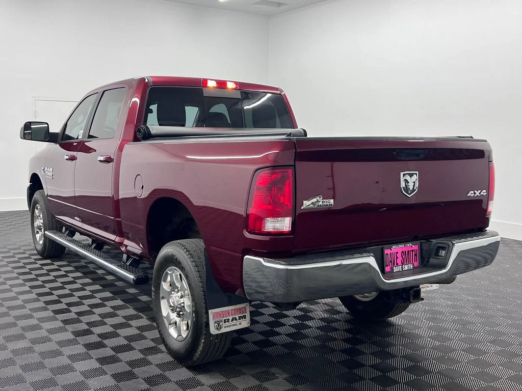 Used 2018 Delmonico Red Pearlcoat Ram Big Horn image 3