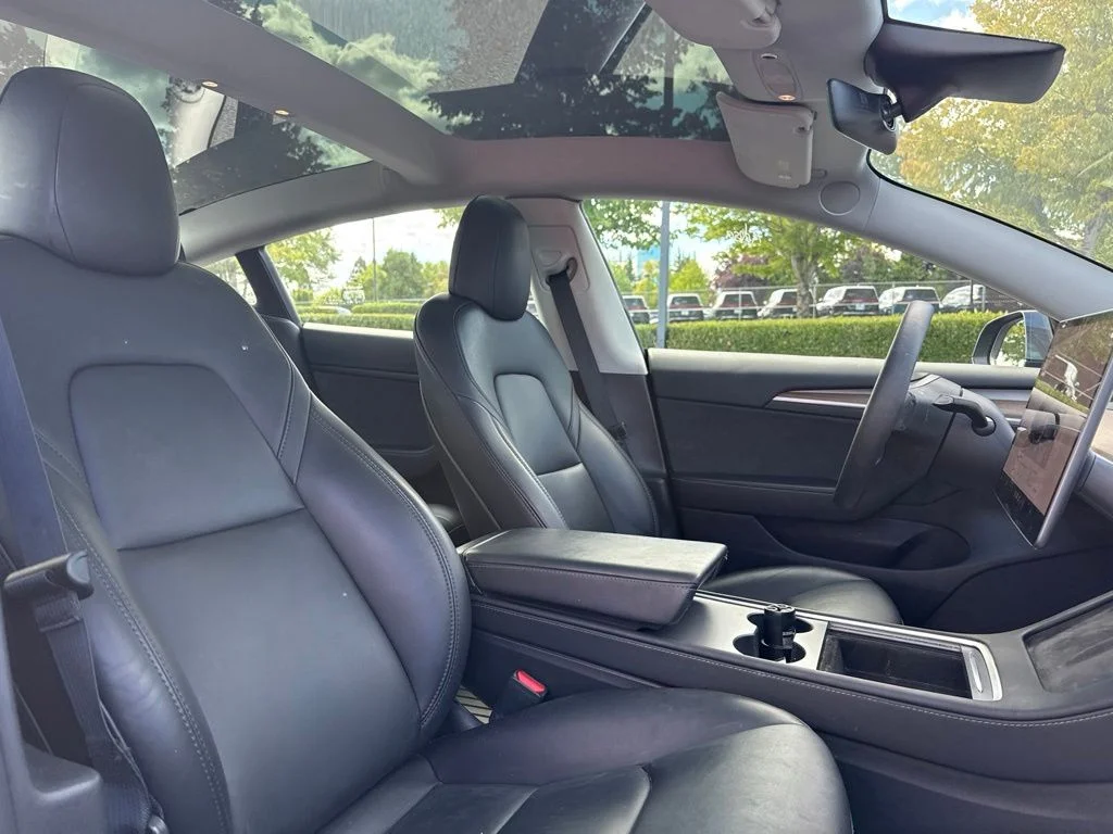 Used 2023 Midnight Silver Metallic Tesla Base image 21