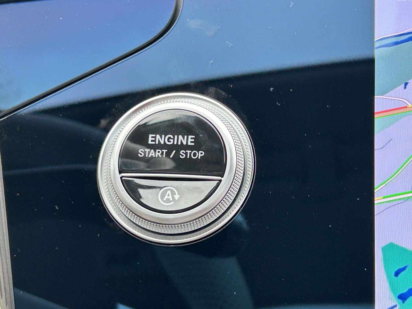 New 2027 Emerald Green Metallic Mercedes-Benz S 580 4MATIC® Sedan image 27
