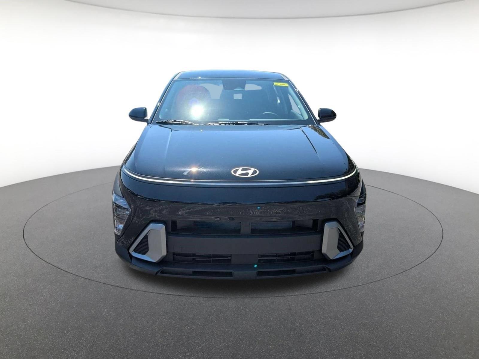 New 2027 Abyss Black Pearl Hyundai SE image 9