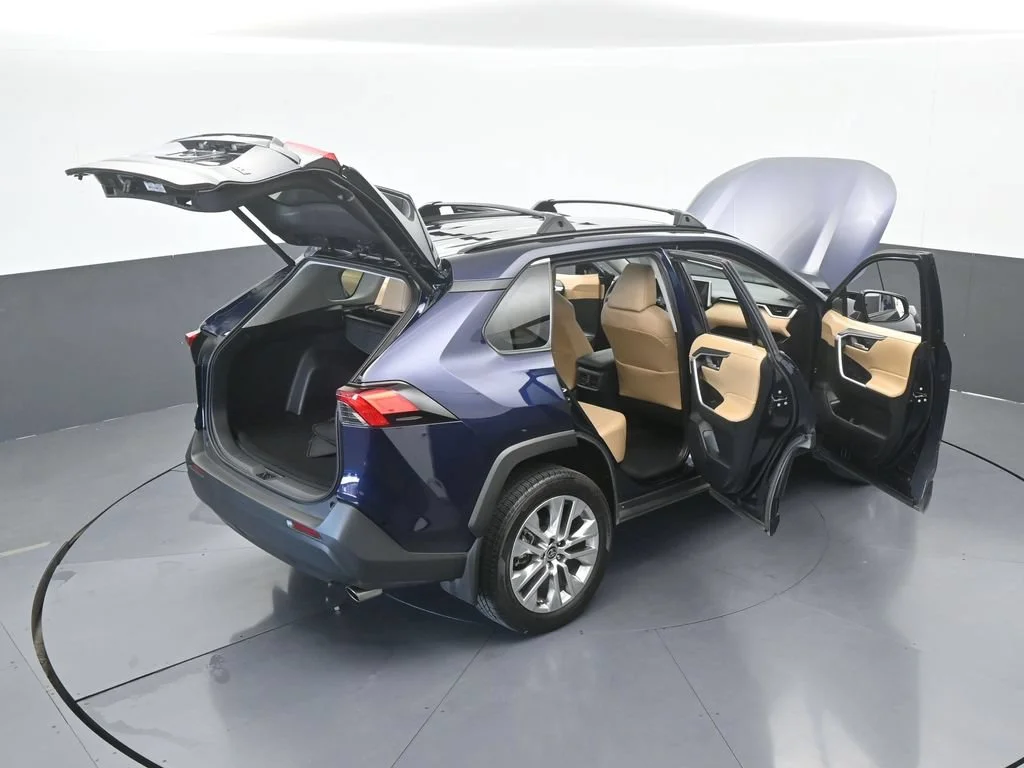 Used 2025 Blueprint Toyota XLE Premium image 69