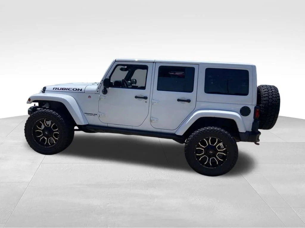 Used 2017 White Jeep Unlimited Rubicon image 24