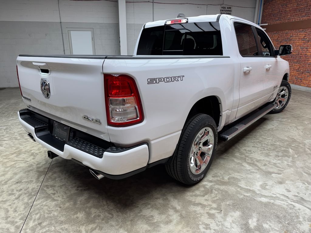 Certified Used 2022 White Ram Big Horn/Lone Star image 5
