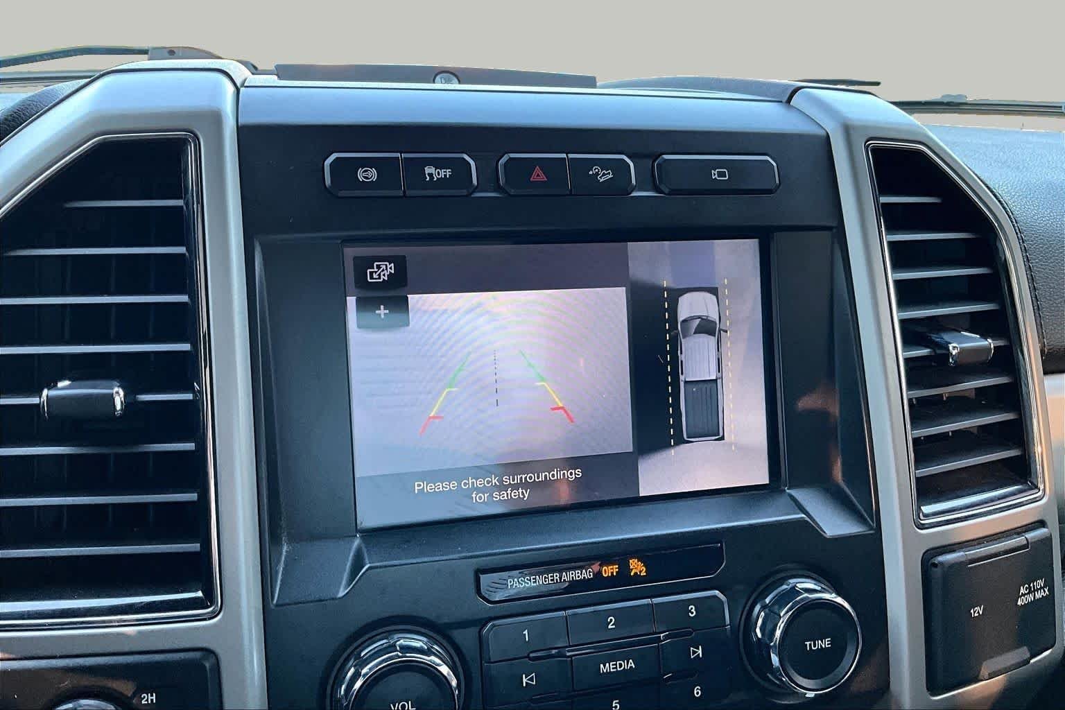 Used 2019 Agate Black Ford LARIAT image 27