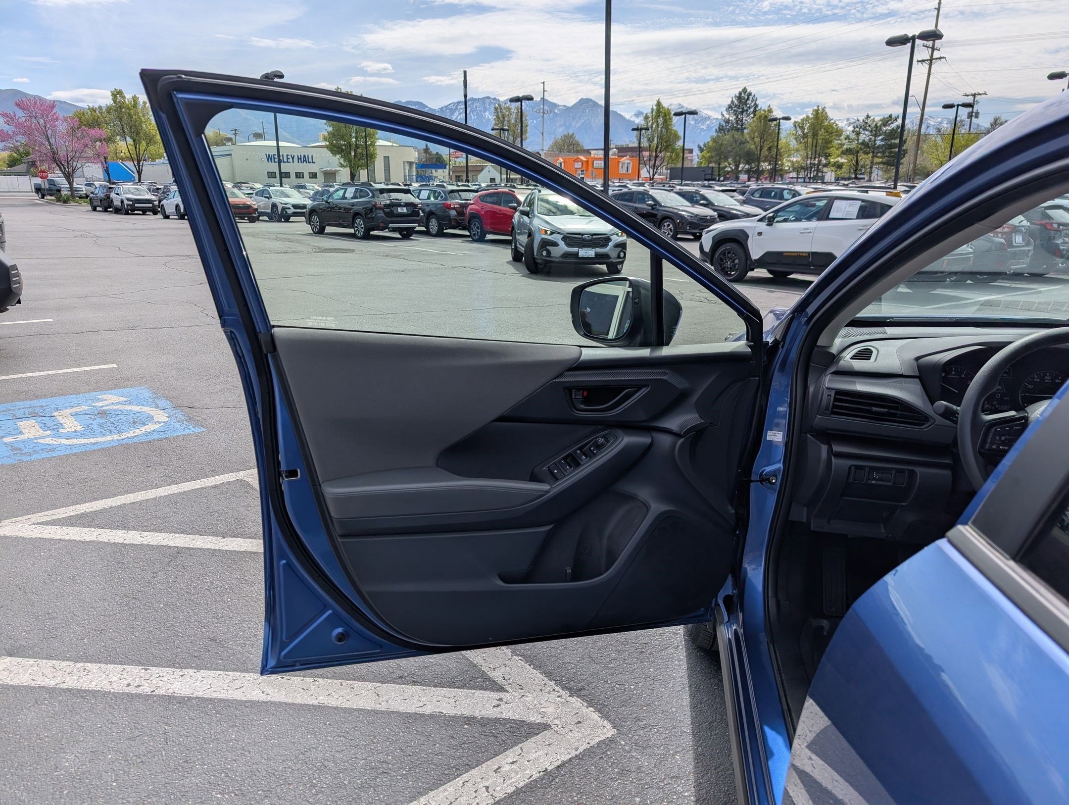 2025 Subaru Crosstrek Premium - Photo 12