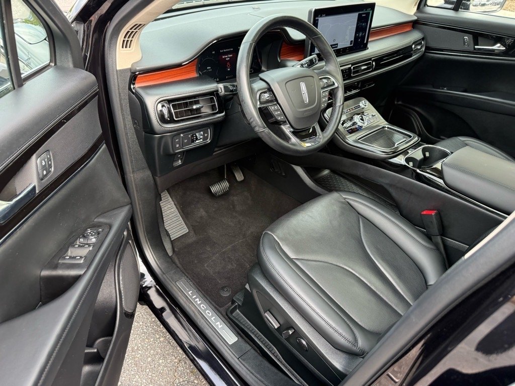 2022 Lincoln Nautilus Reserve photo 4