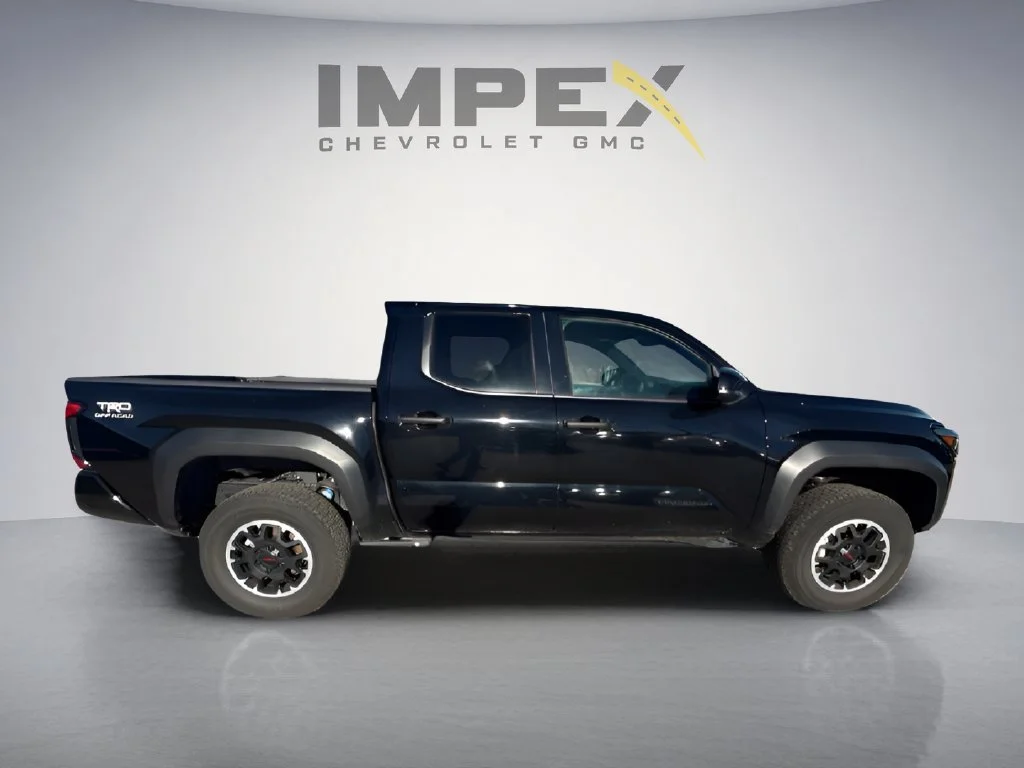 Used 2026 Black Toyota SR5 image 6