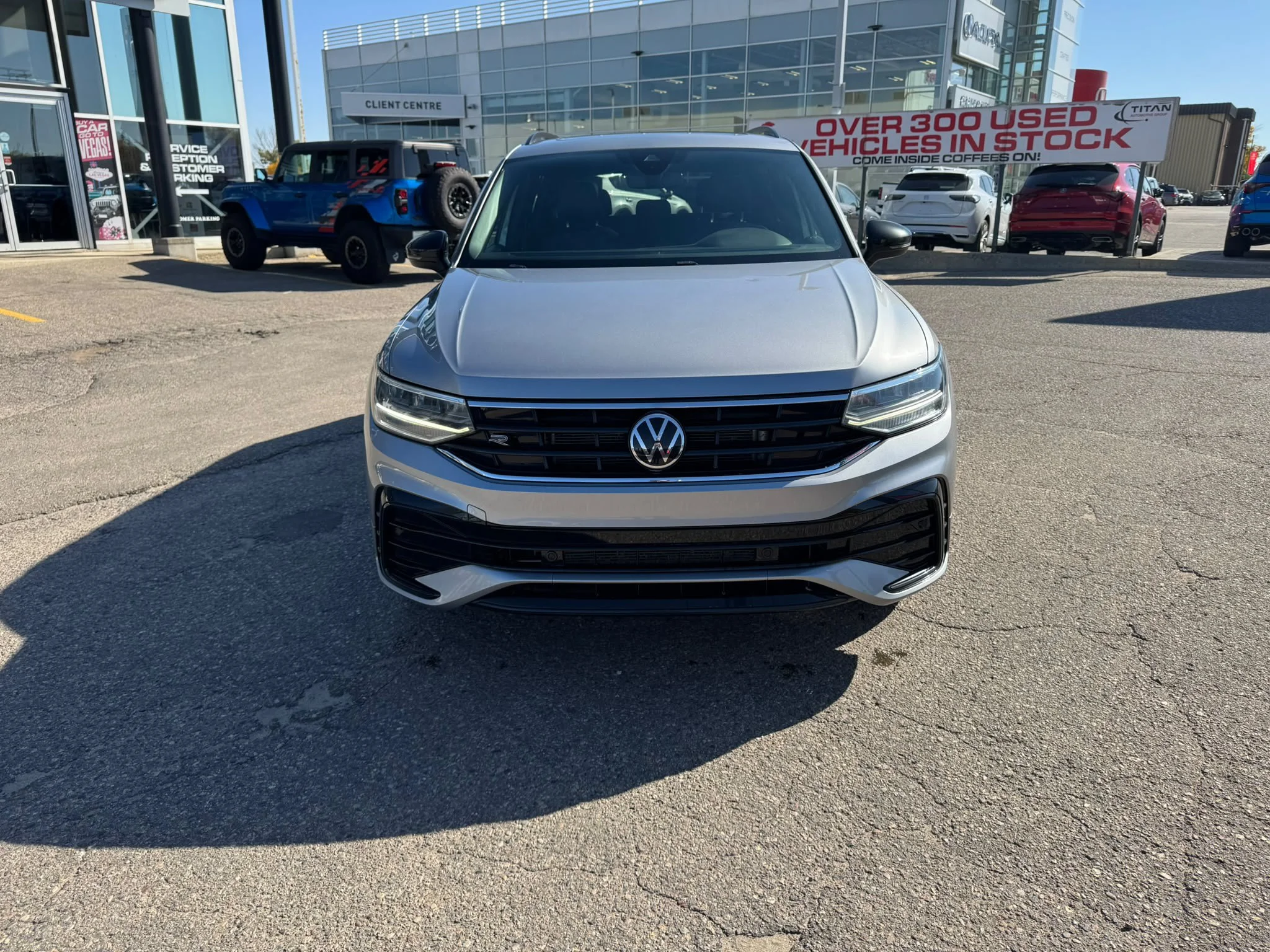 Certified Used 2022 Pyrite Silver Metallic Volkswagen Comfortline R-Line Black Edition*Adaptive Cruise | Remote Start | Htd Leather | Pano Roof | CarPlay image 4