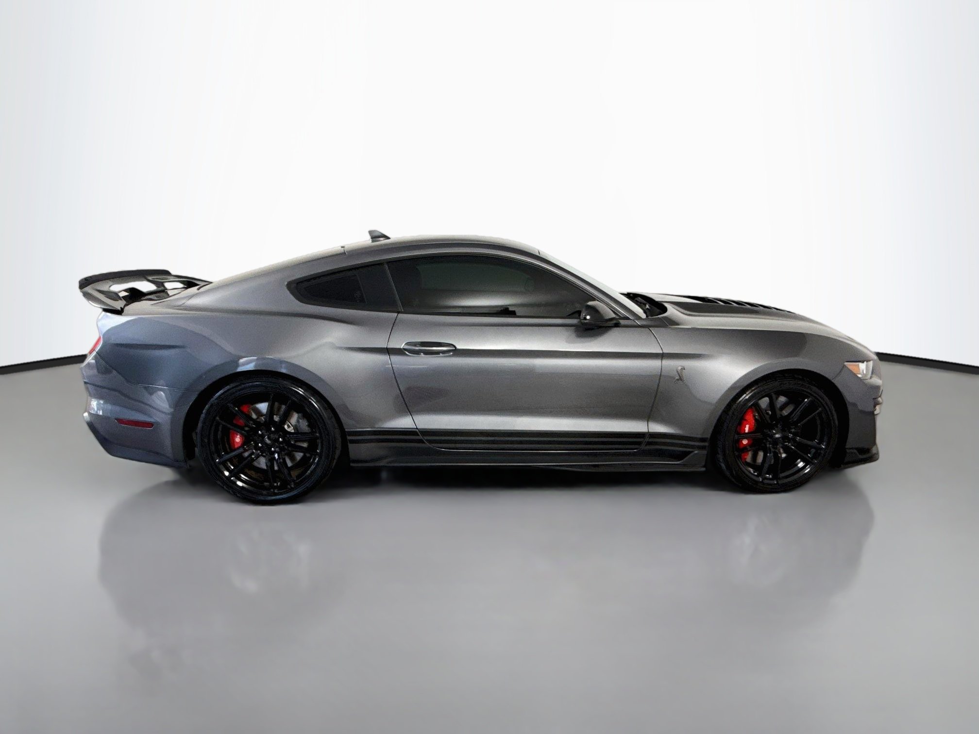Used 2021 Carbonized Gray Metallic Ford Shelby GT500 image 13