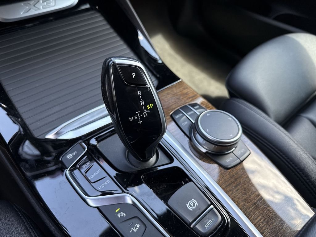 Used 2020 Gray BMW xDrive30i image 20