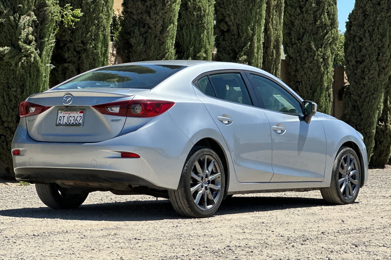Used 2018 Sonic Silver Metallic Mazda Touring image 4