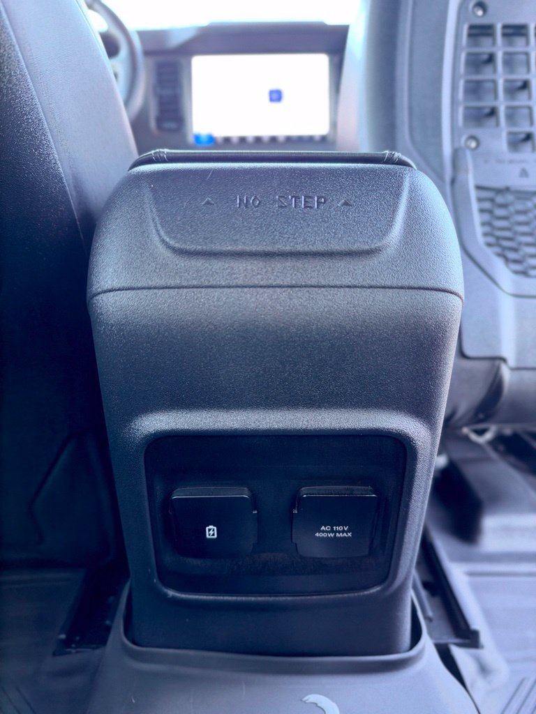 Used 2025 Gray Metallic Ford Badlands image 30