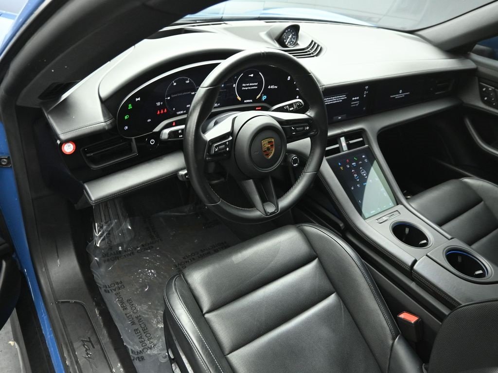2024 PORSCHE TAYCAN - Image 8