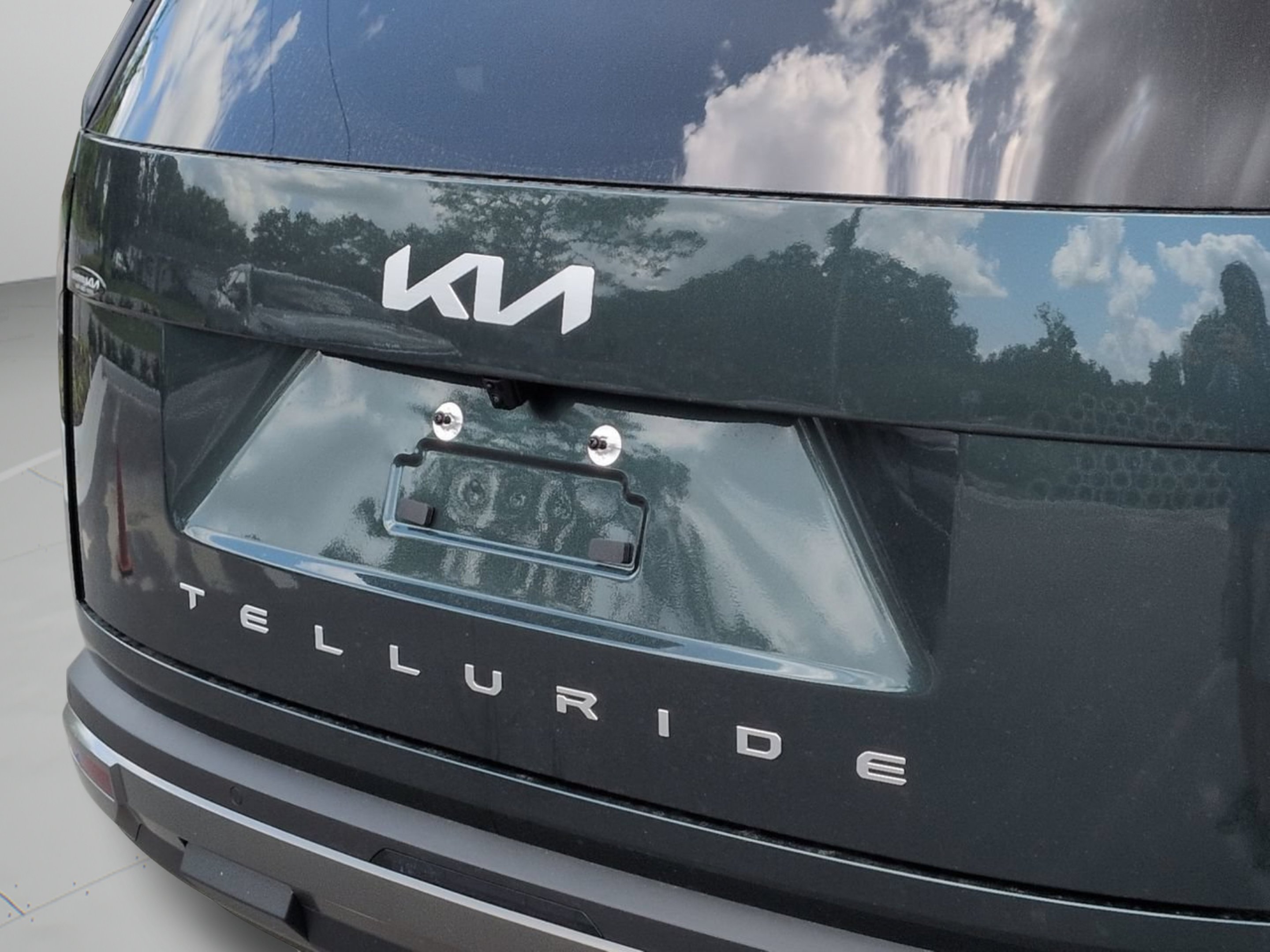New 2027 Black Jade Green Kia EX image 35
