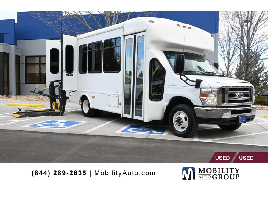 2016 Ford E-Series SRW E-350 Super Duty 138 in WB's photo