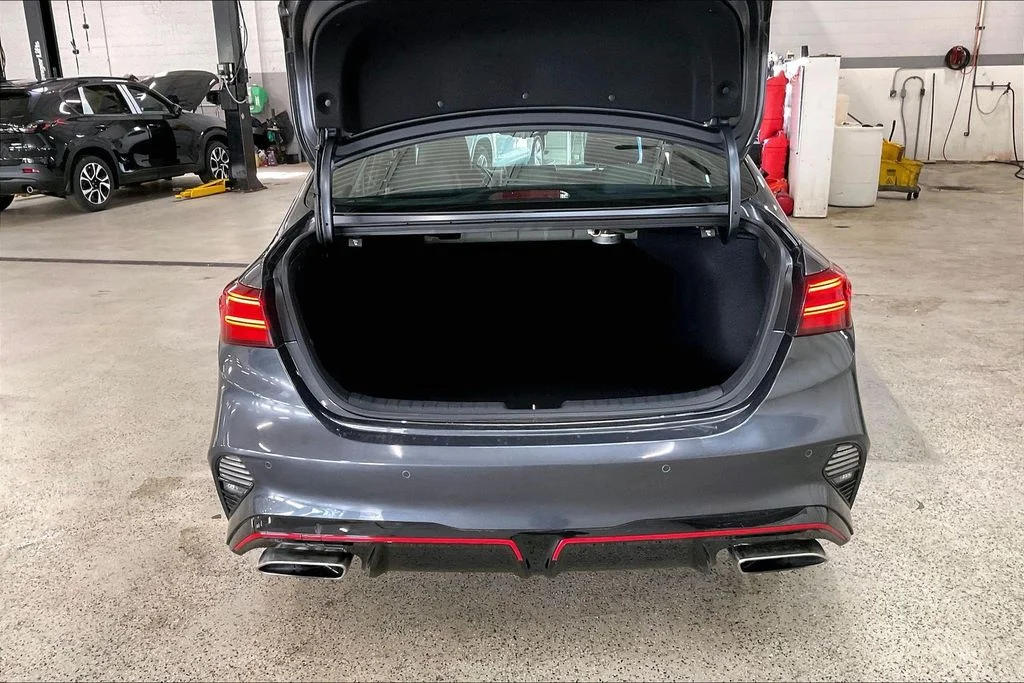 Used 2023 Gray Kia GT image 28