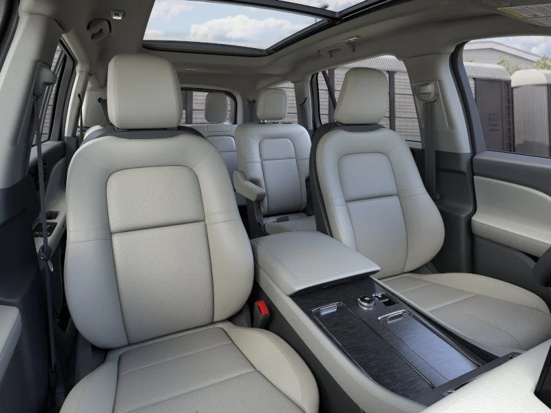 New 2026 Red Carpet Metallic Tinted Clearcoat Lincoln Premiere® image 10