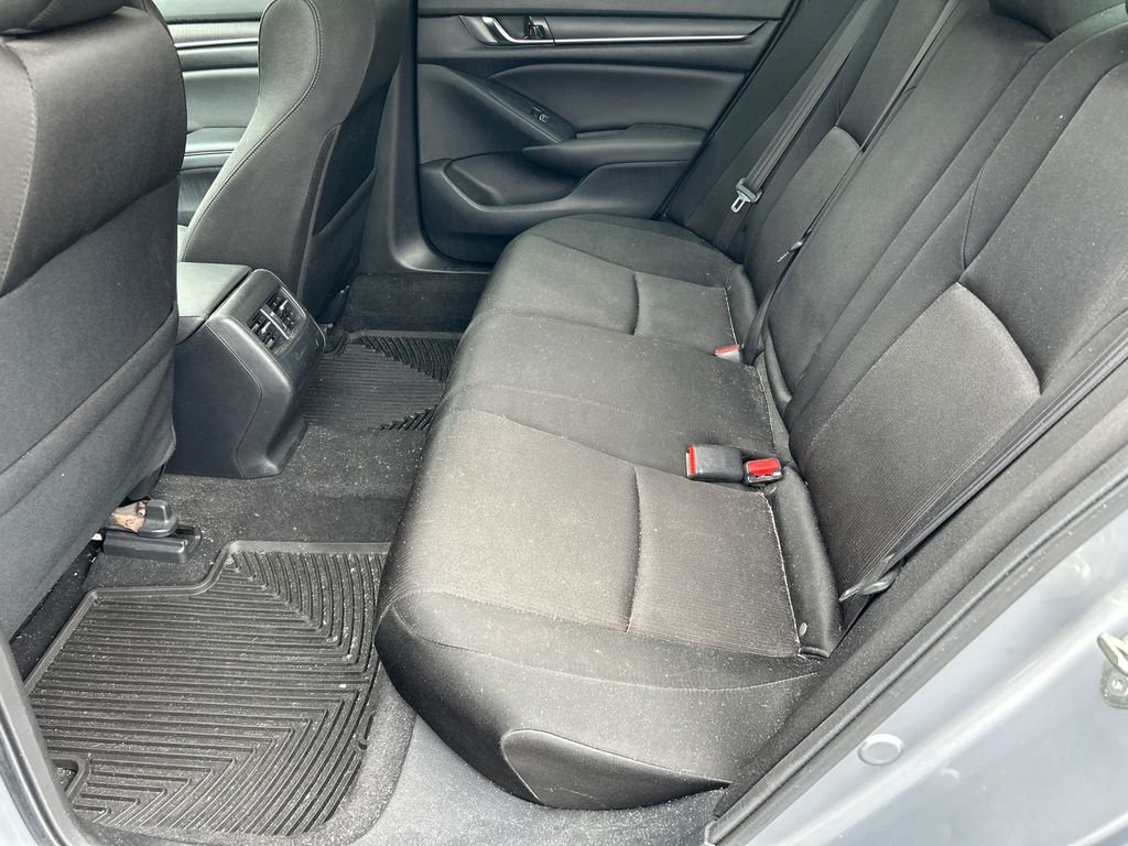 Used 2019 Silver Honda EX image 25