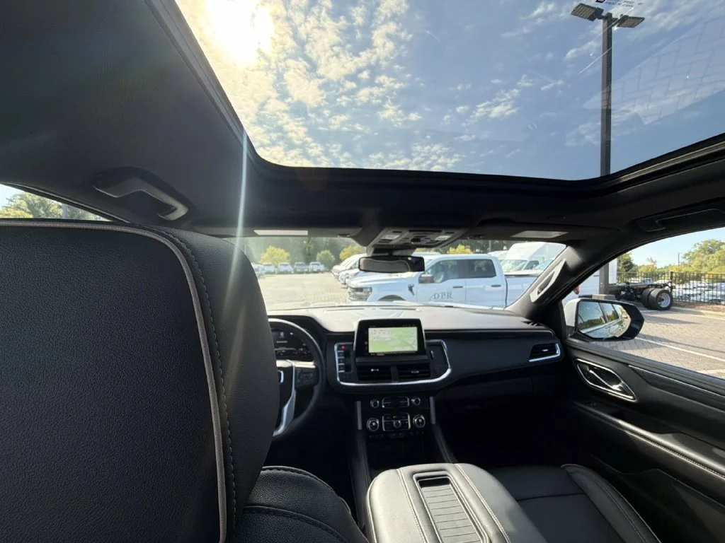 Used 2023 Silver GMC SLT image 12