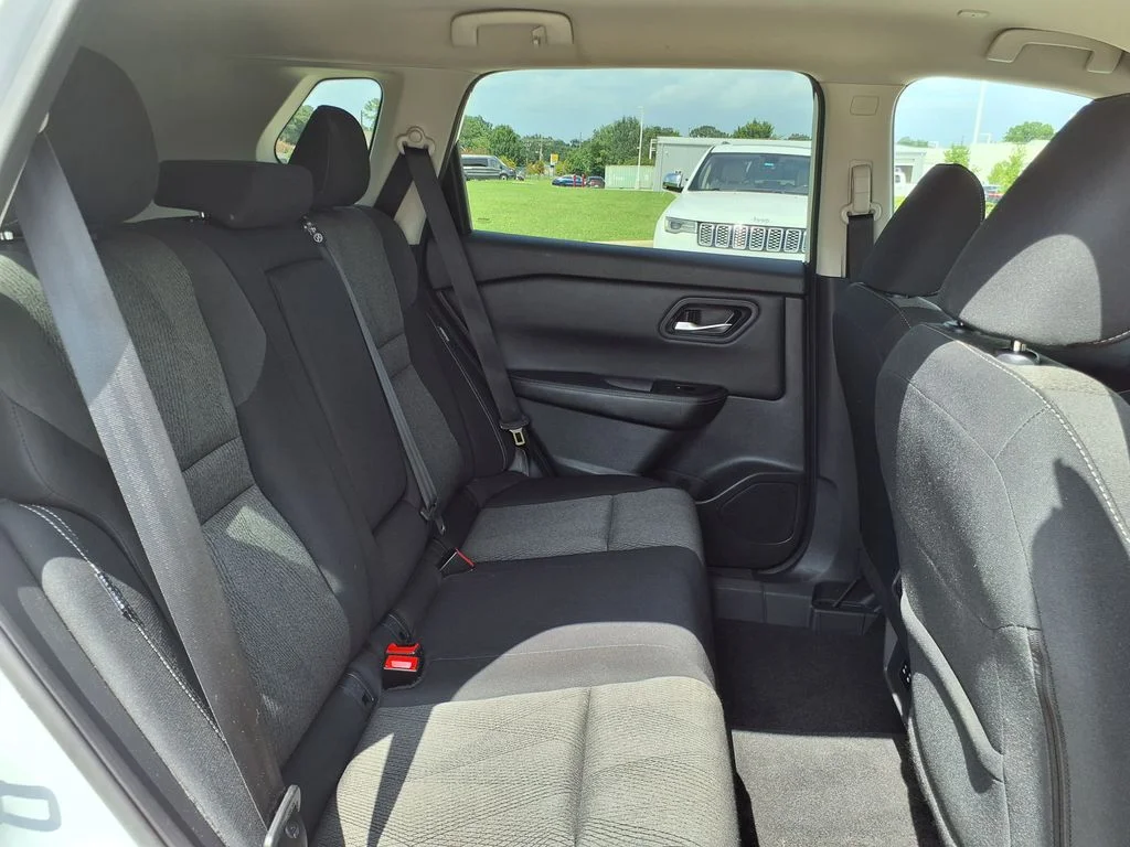 Used 2024 White Nissan SV image 22