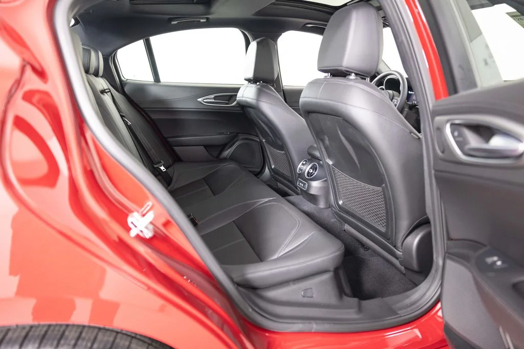 2026 Alfa Romeo Giulia Base - Photo 32