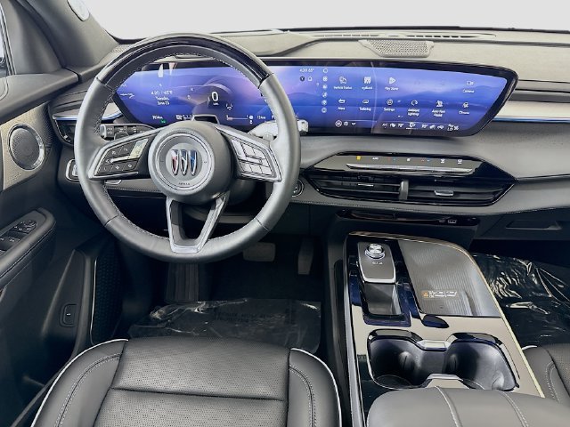 Used 2025 White Frost Tricoat Buick Avenir image 24