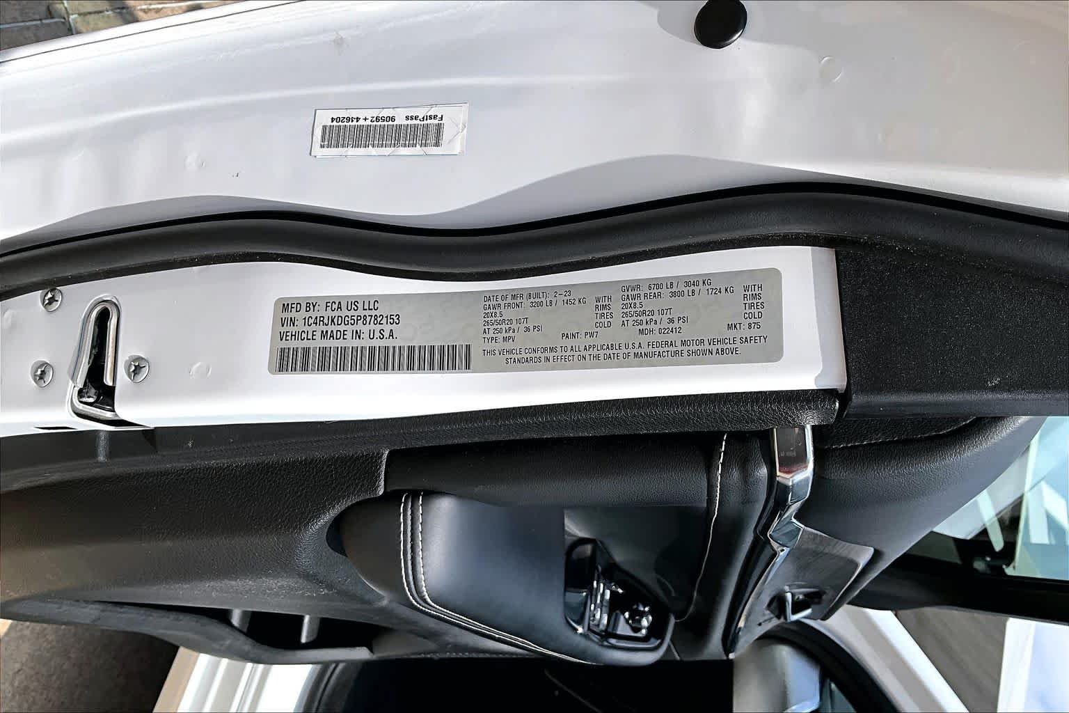 Used 2023 Bright White Clearcoat Jeep Overland image 32