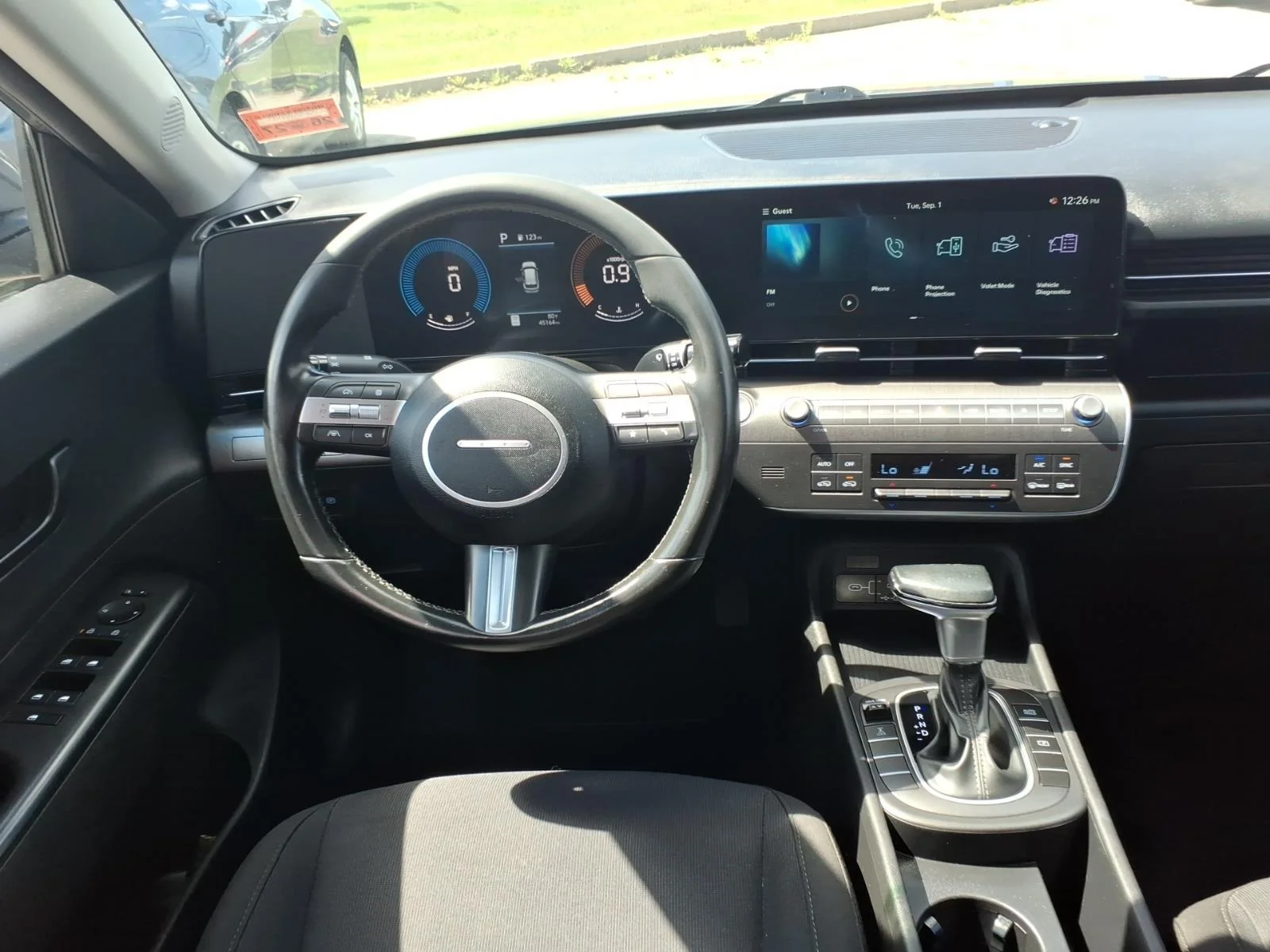 Used 2025 Gray Pearl Hyundai SEL image 17