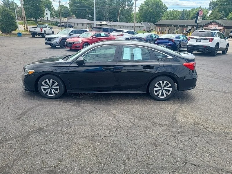 Used 2024  Honda LX image 3