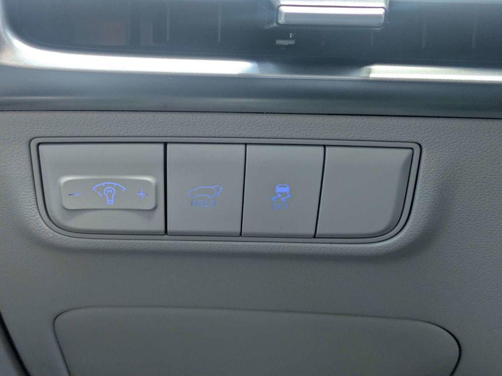 New 2026 Silver Hyundai SEL Premium FWD image 26