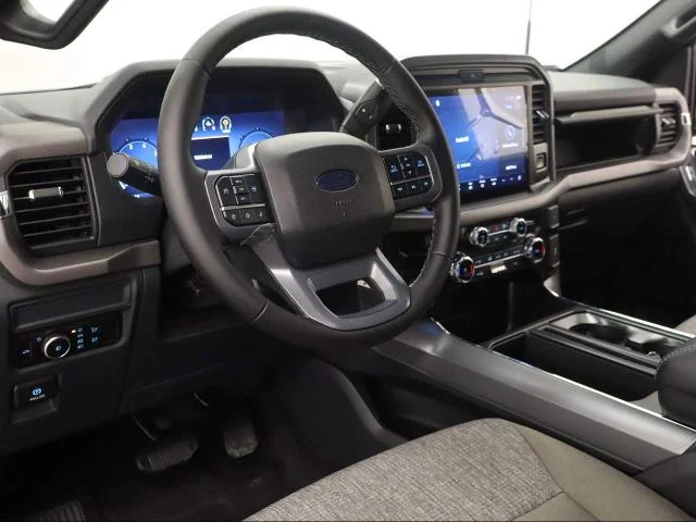 Used 2026 Agate Black Metallic Ford XLT image 23