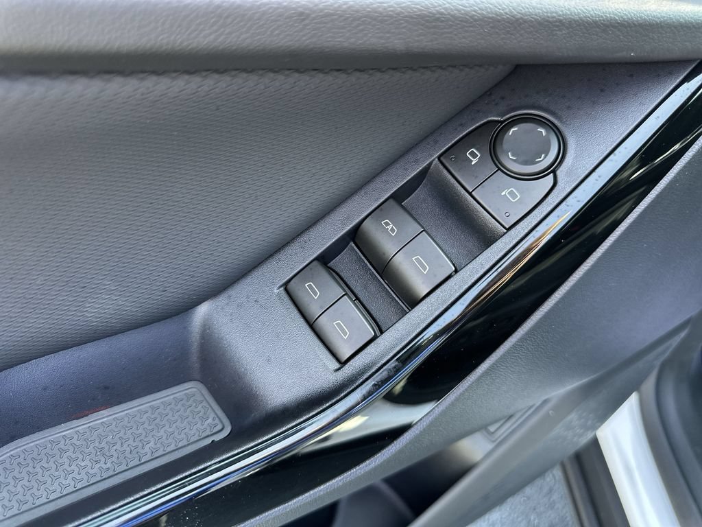 New 2026 Summit White Chevrolet LT image 19
