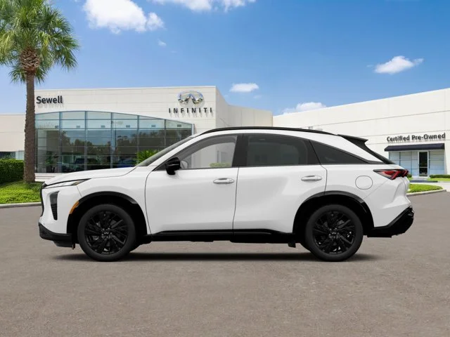 New 2027 RADIANT WHITE INFINITI Sport AWD image 3