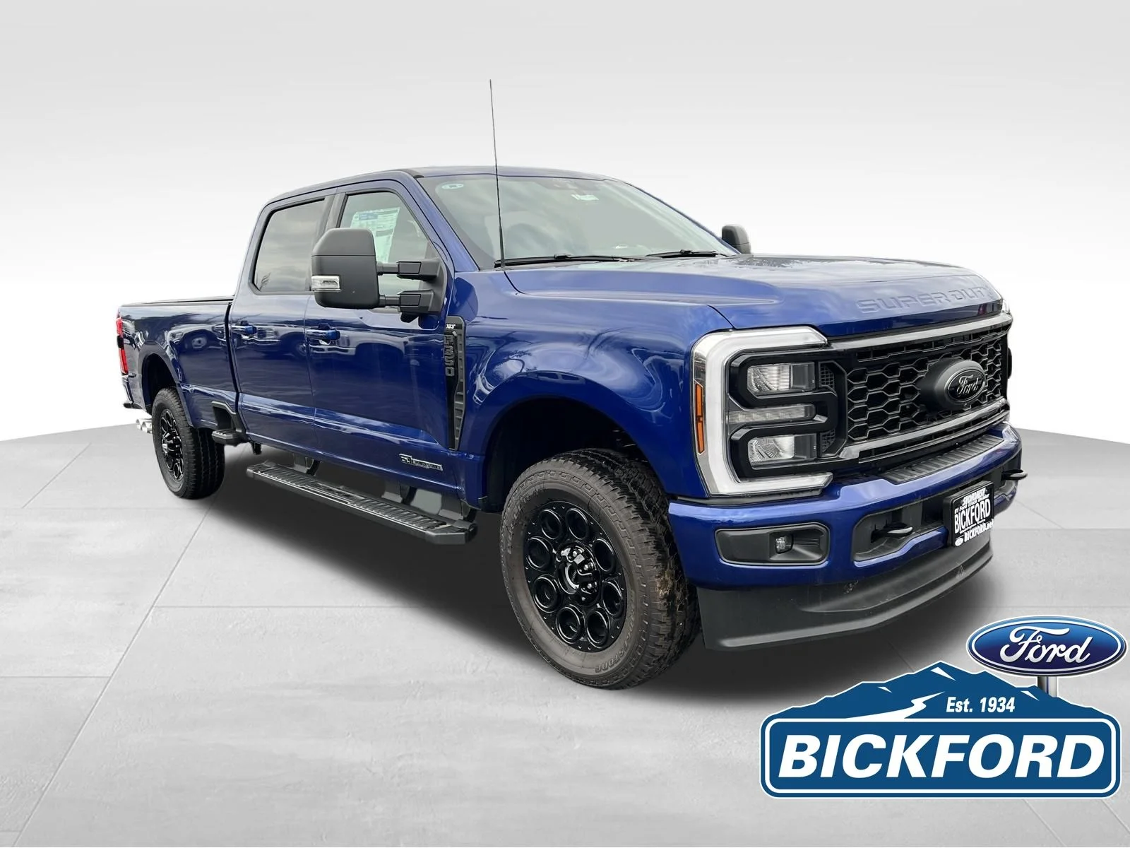 New 2026 Blue Ford XLT image 3