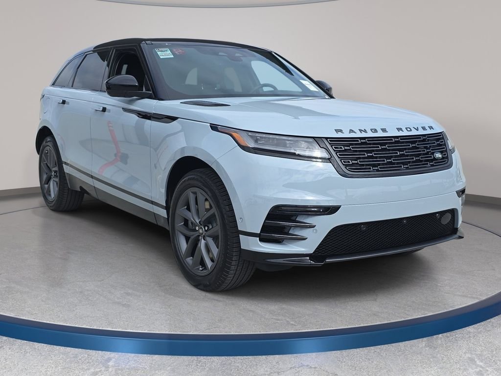 New 2026 Arroios Grey Land Rover Dynamic SE image 3