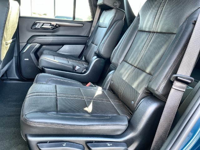 2027 Chevrolet Tahoe photo 33 of 44